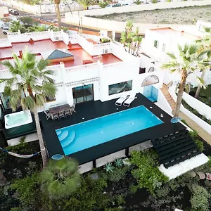 Flamencos By Veaco- Beachfront & Pool Villa Corralejo